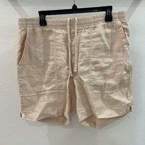 Todd Snyder 7” Italian Linen Beach Short, Sand Dollar